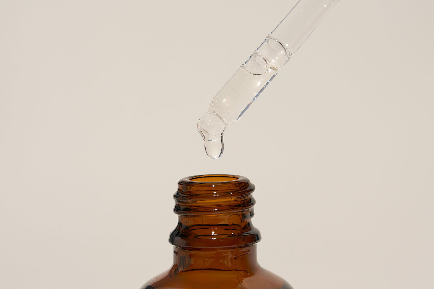 The Science Behind Each Ingredient in Aura Serum